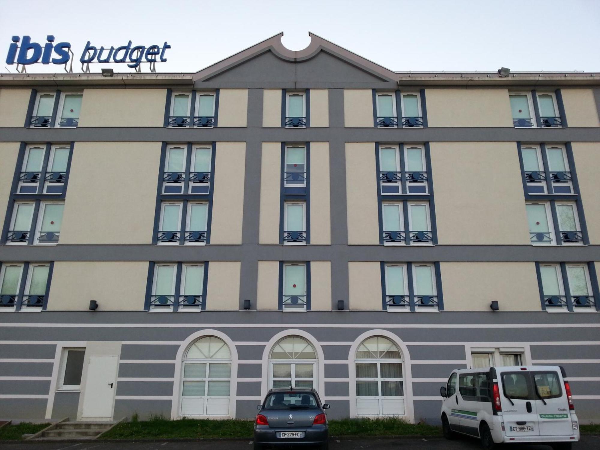 Hotel Ibis Budget Nantes Ouest Atlantis Couëron Екстериор снимка