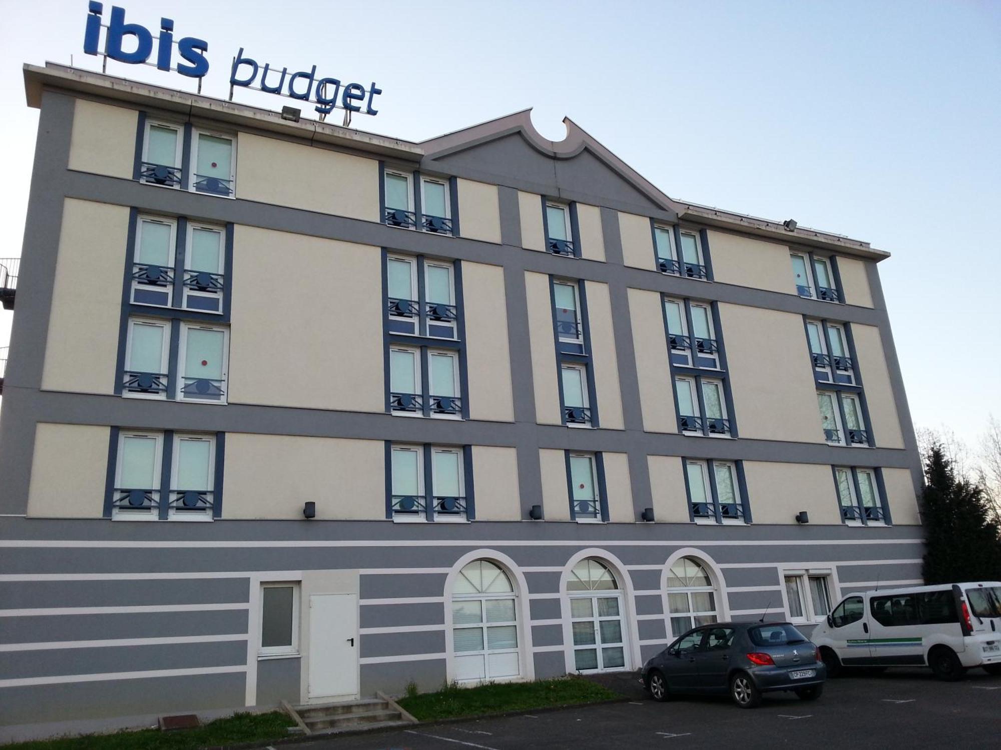 Hotel Ibis Budget Nantes Ouest Atlantis Couëron Екстериор снимка